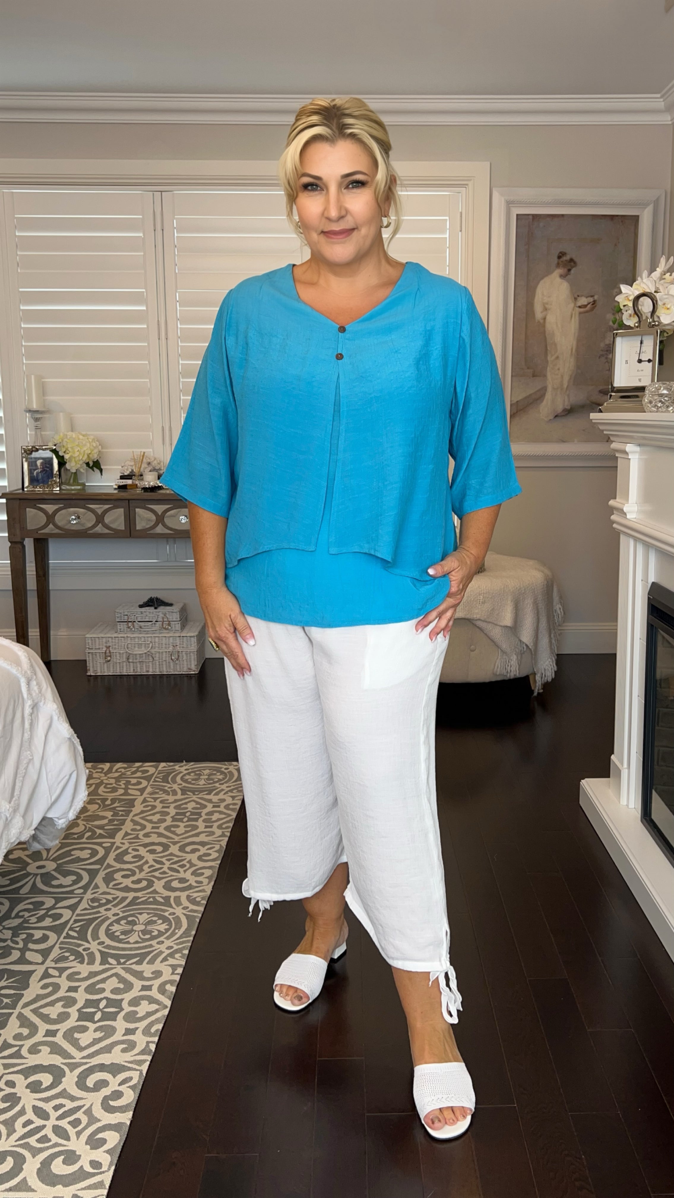 LAST CHANCE Colour V-Neck Bamboo Cotton Top in Turquoise