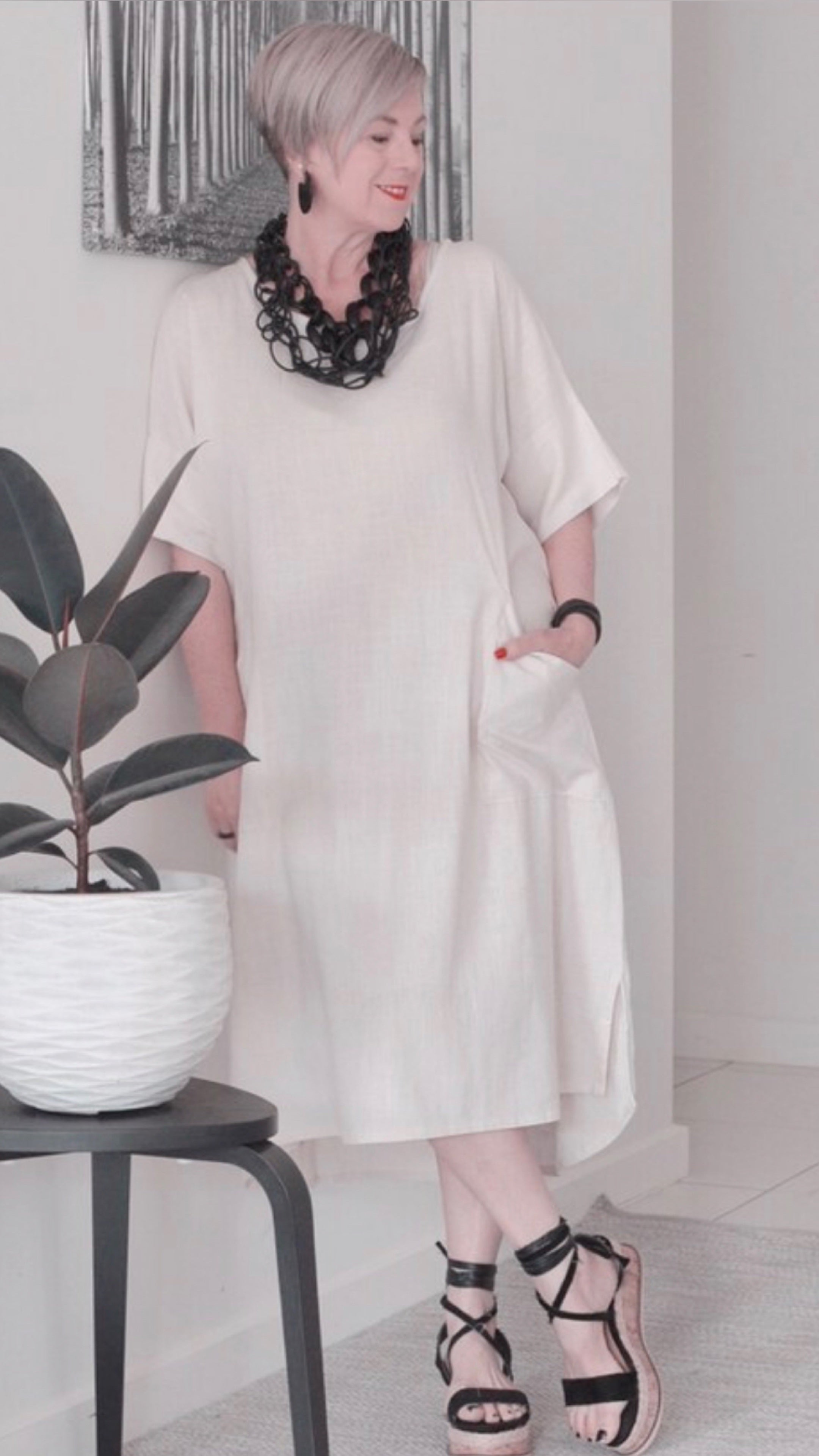 LAST CHANCE The Shift Linen Dress in Sand