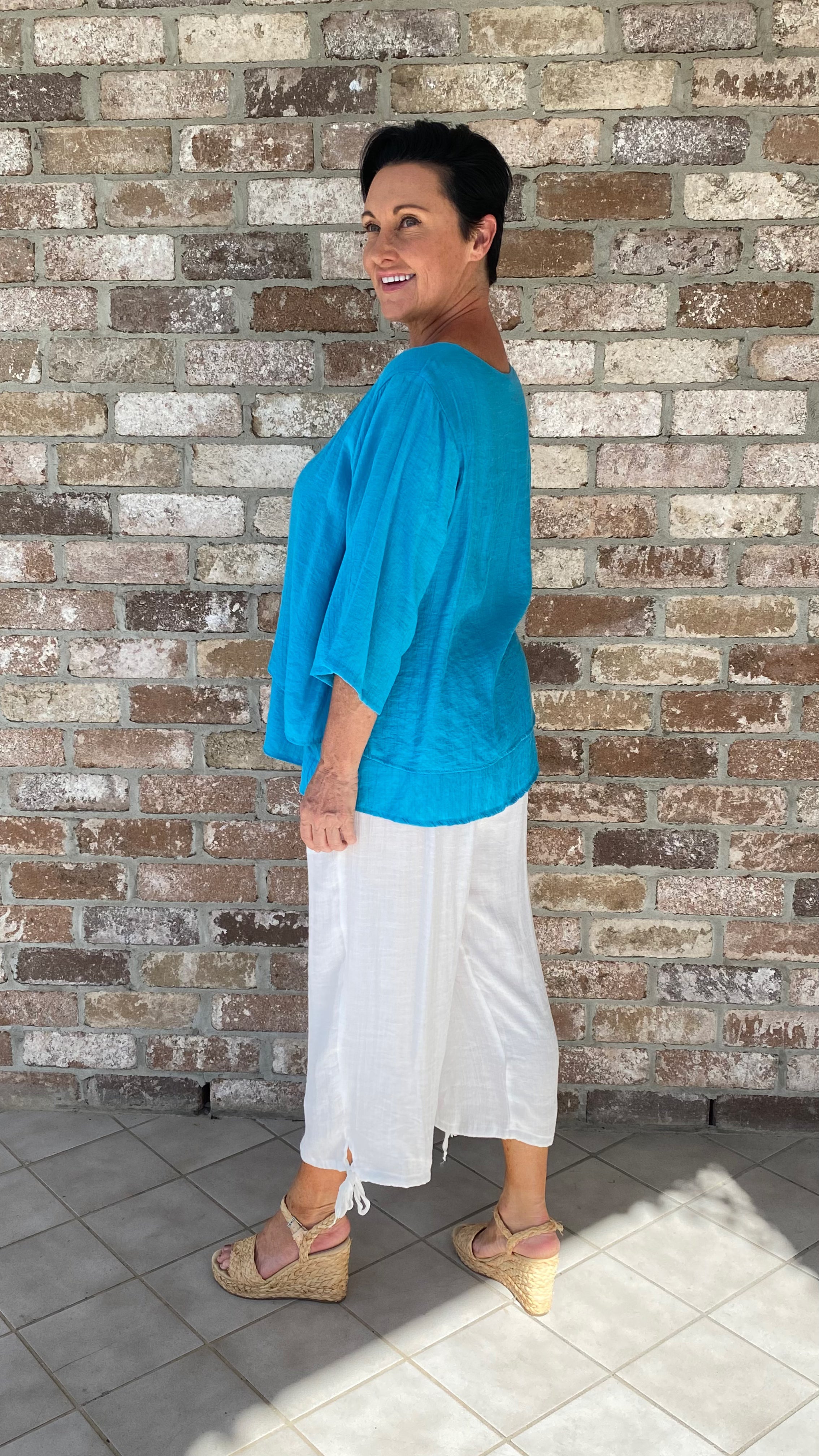 LAST CHANCE Colour V-Neck Bamboo Cotton Top in Turquoise