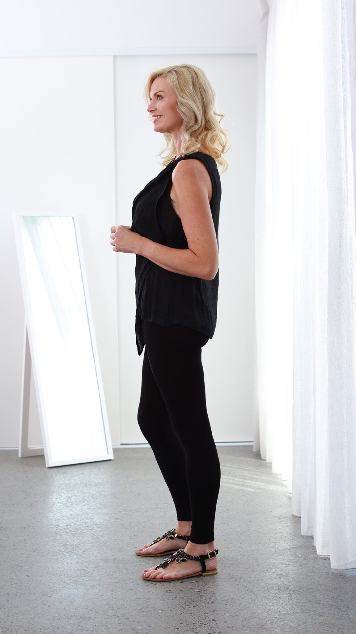 NEW TO SALE Selena Top in Midnight Black