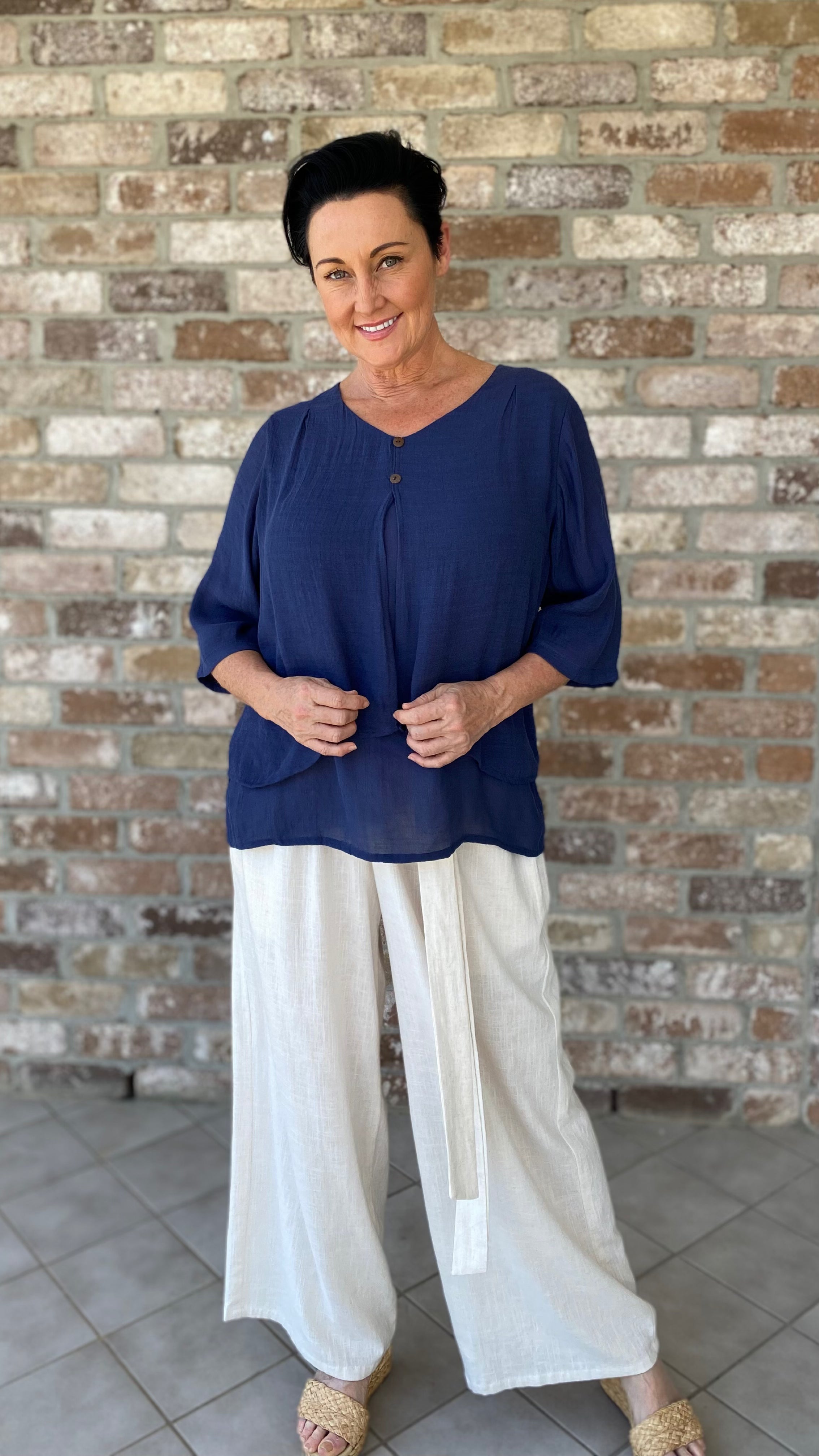 LAST CHANCE V-Neck Bamboo Cotton Top in Navy