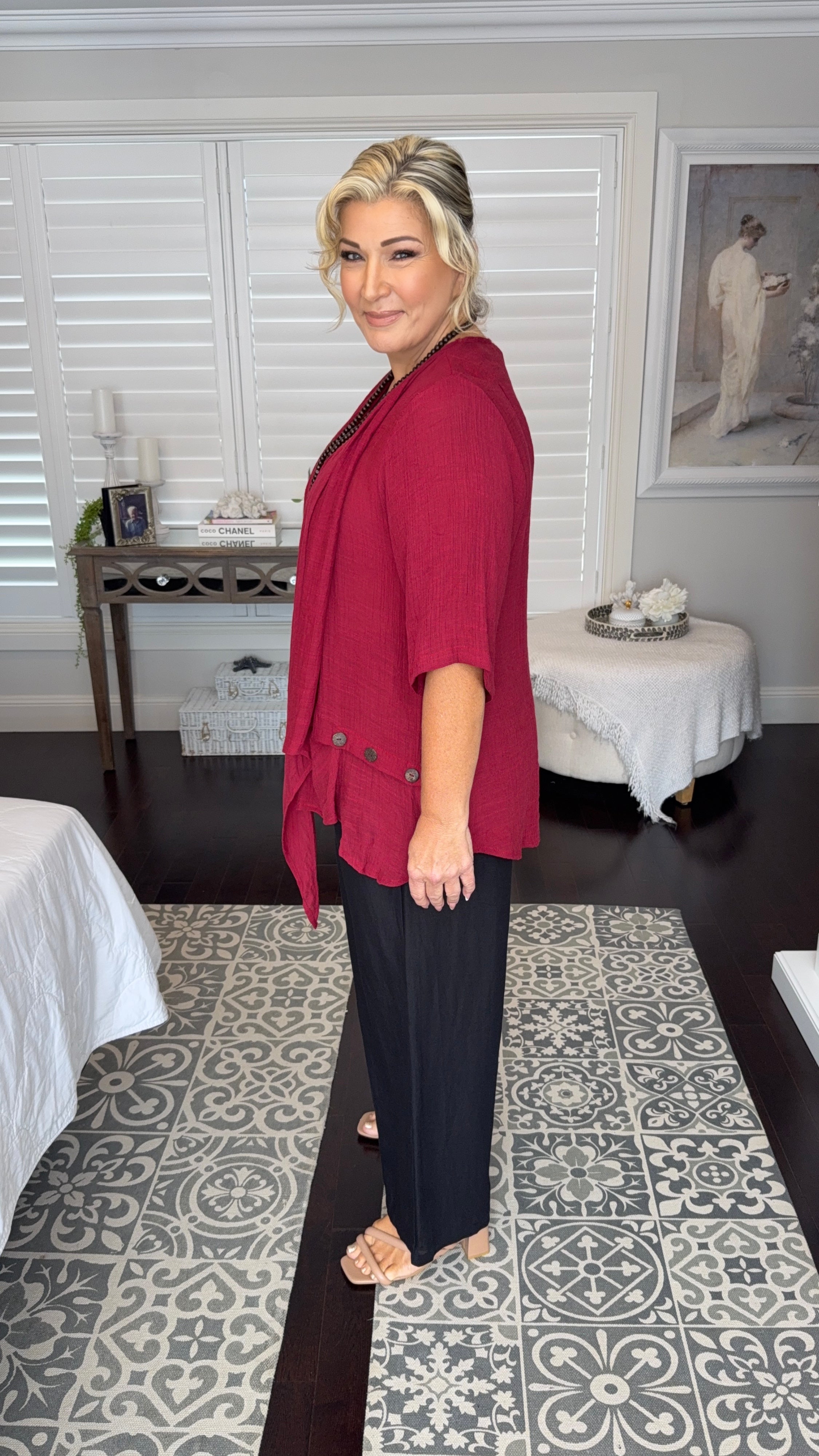 NEW Swing Top 3/4 Sleeve in Dark Red