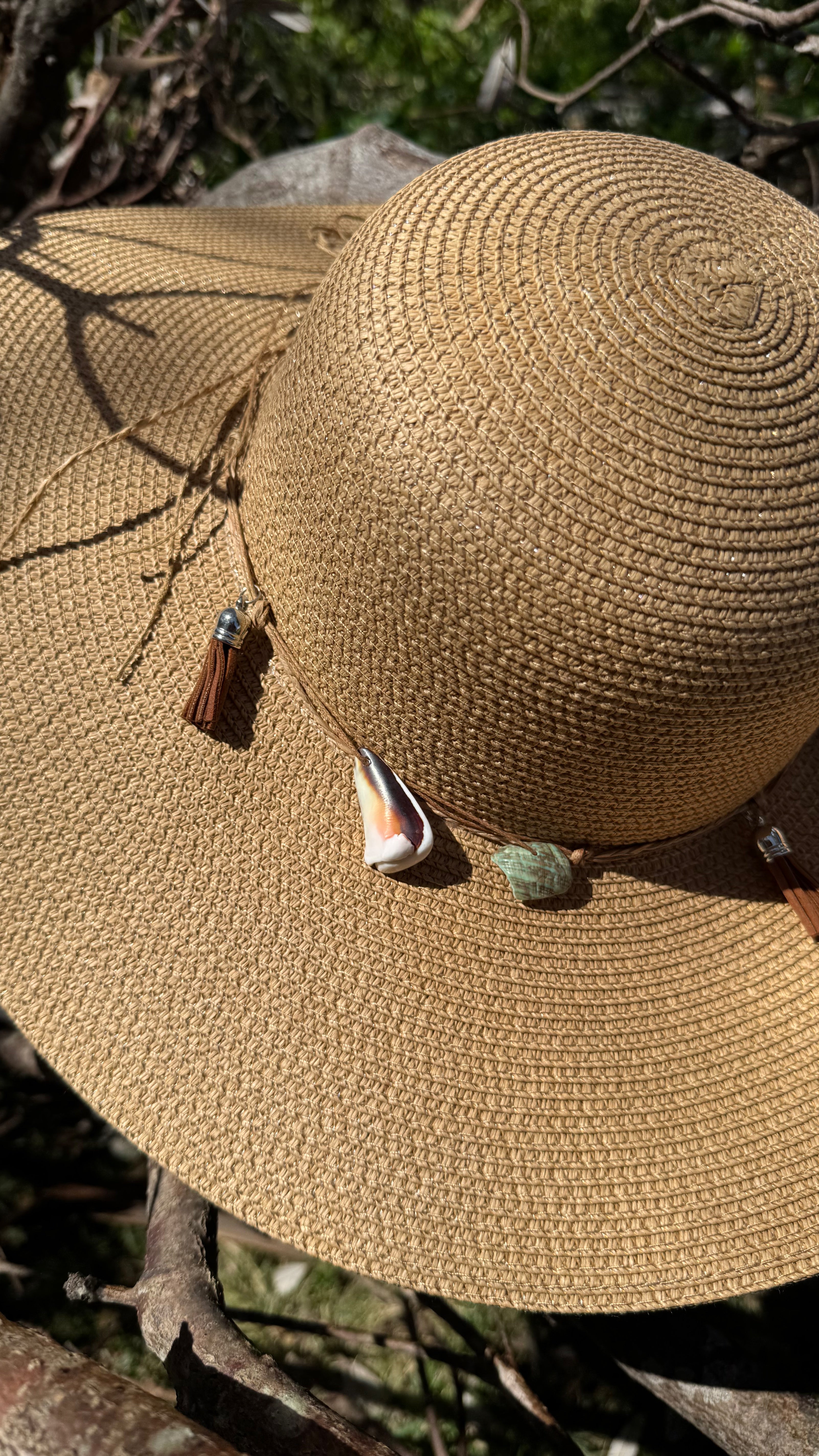 Sea Shell Hat NEW Seashell Hat Tan – White Amber Label