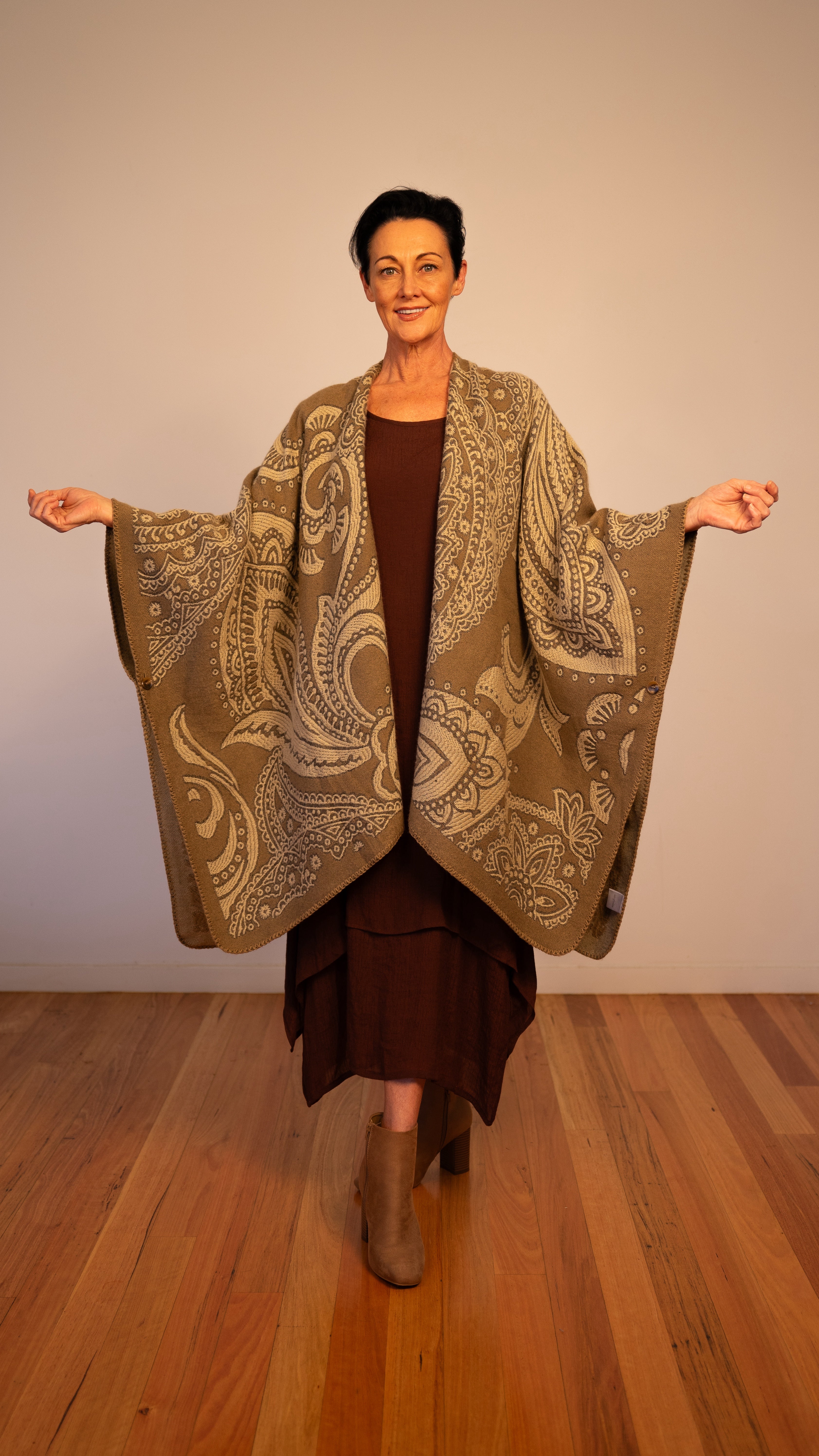 NEW Lucia Cape Poncho Paisley