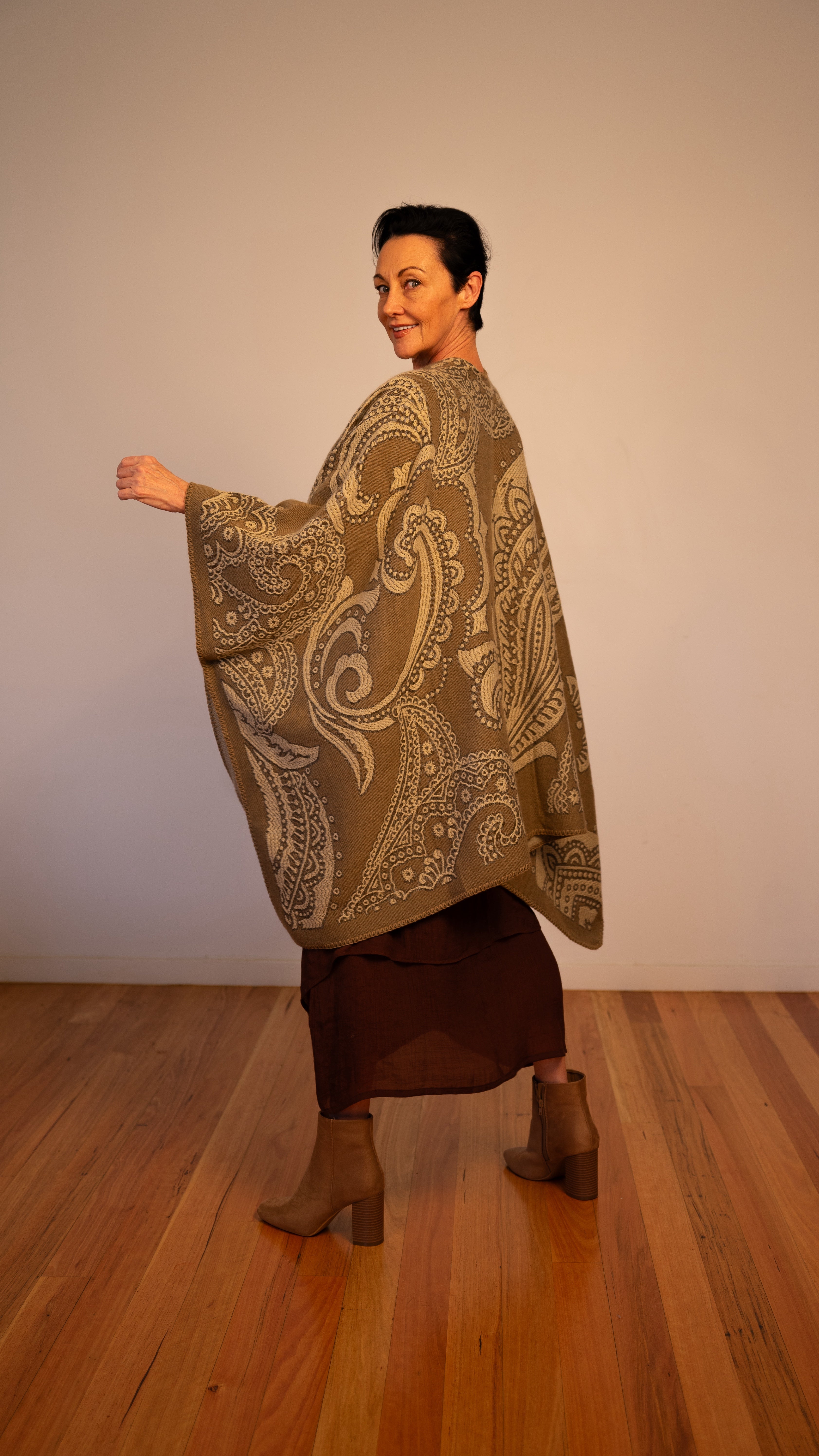 NEW Lucia Cape Poncho Paisley