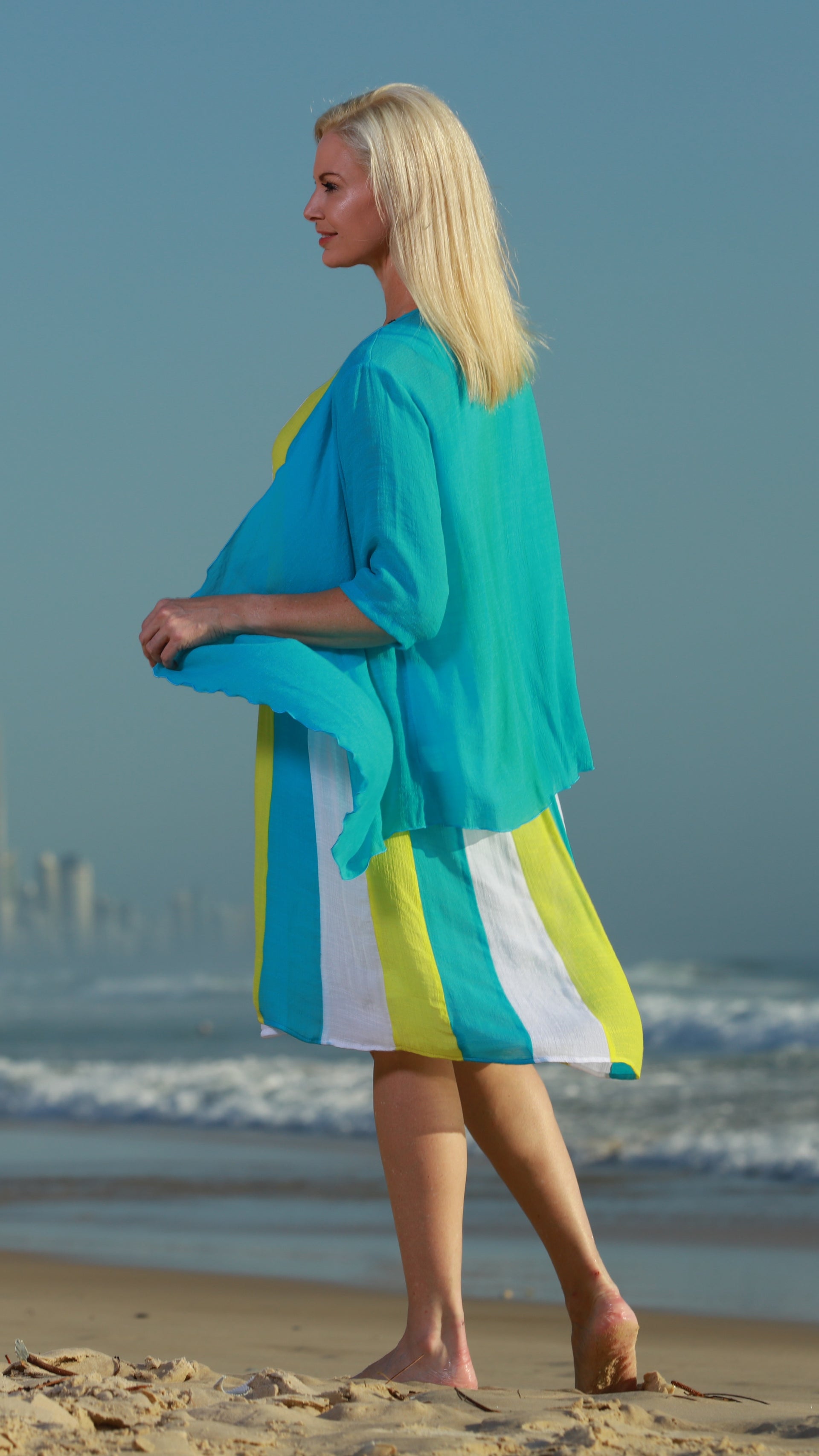 Last Chance MID Infinity Top/Jacket Turquoise – White Amber Label