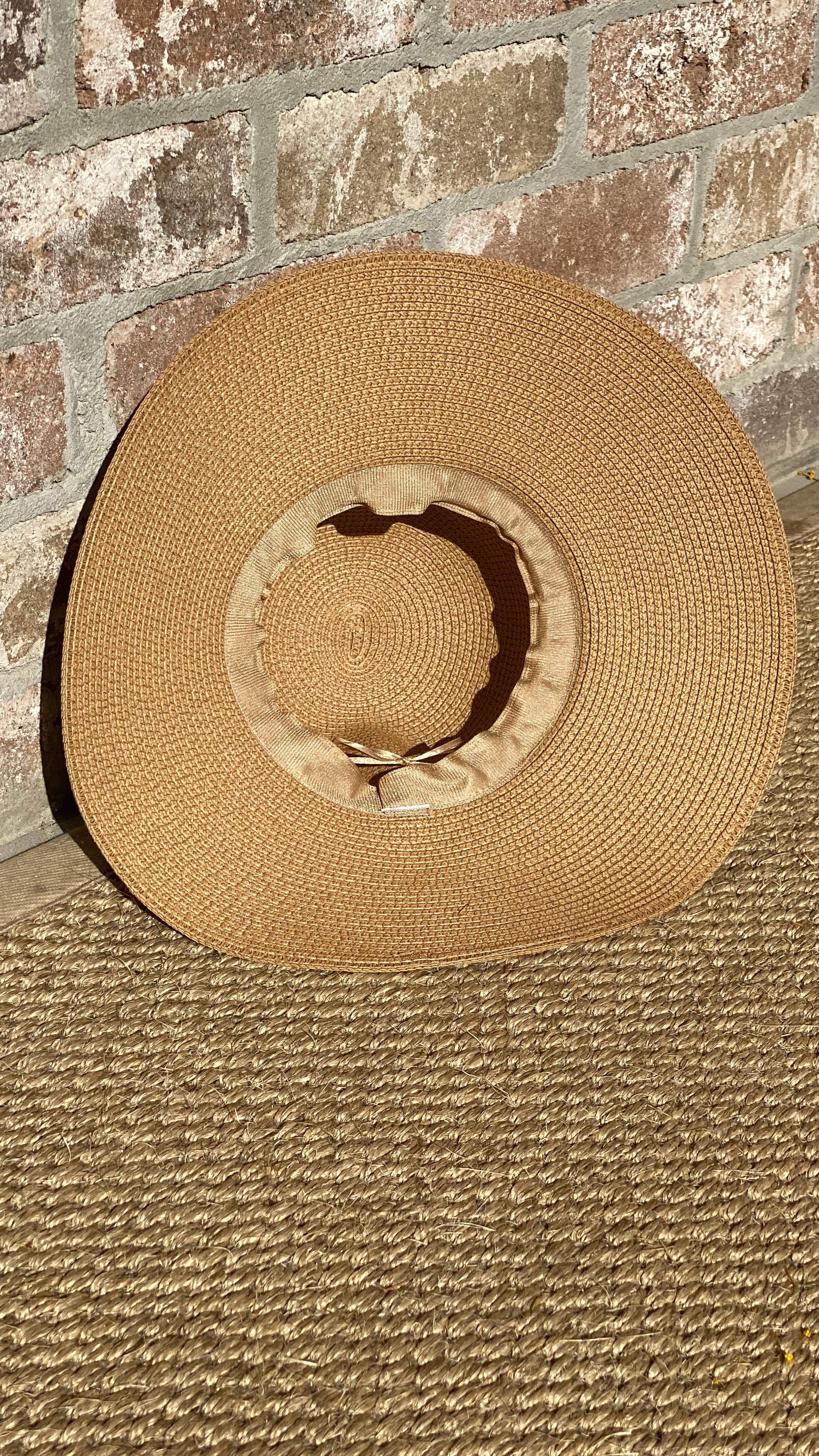 Bow Hat - Cream Sash freeshipping - White Amber the Label